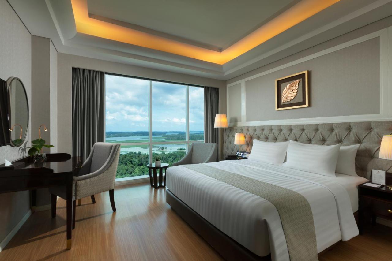 Best Western Premier Panbil Batam Exterior foto