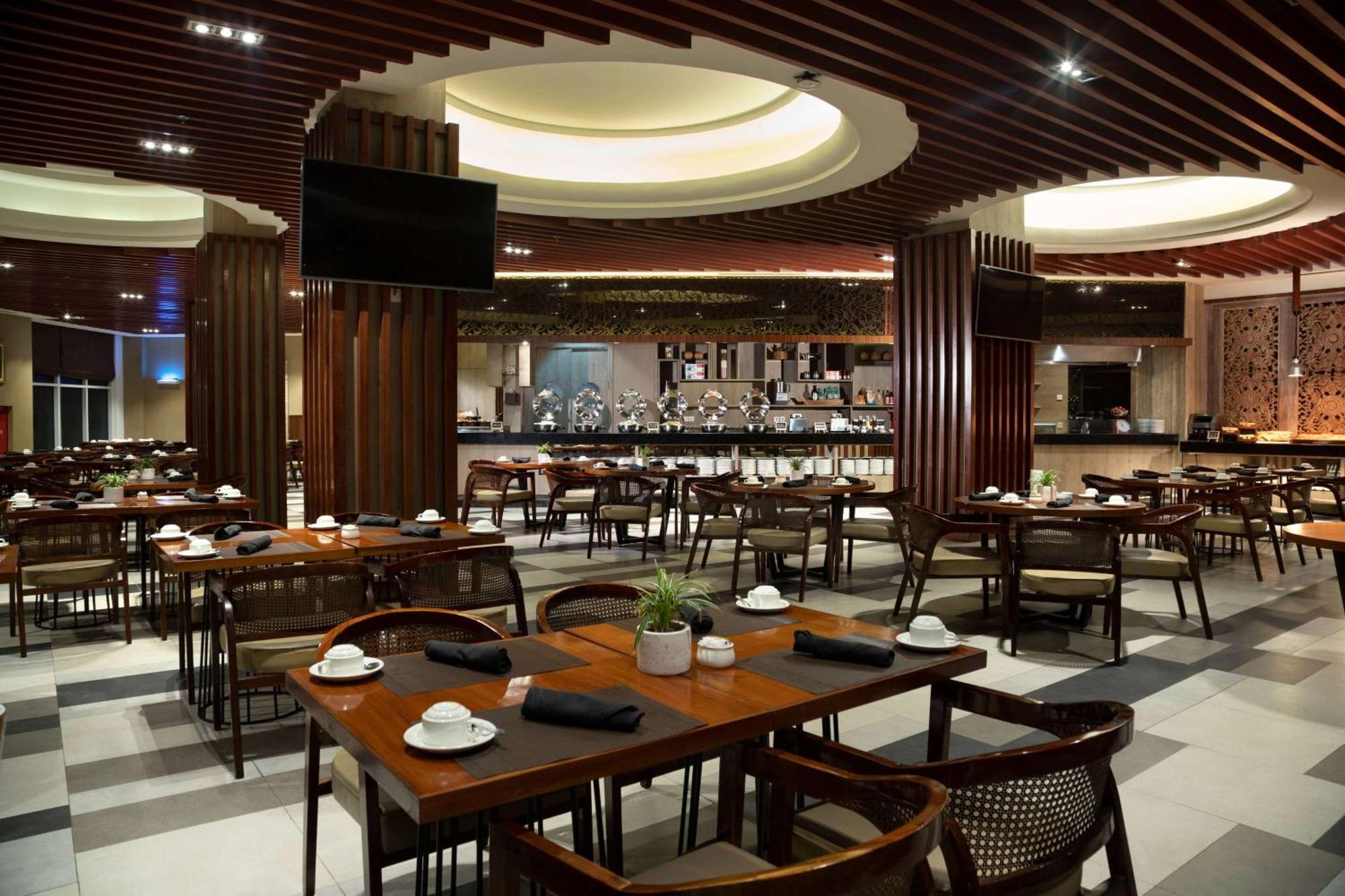 Best Western Premier Panbil Batam Exterior foto