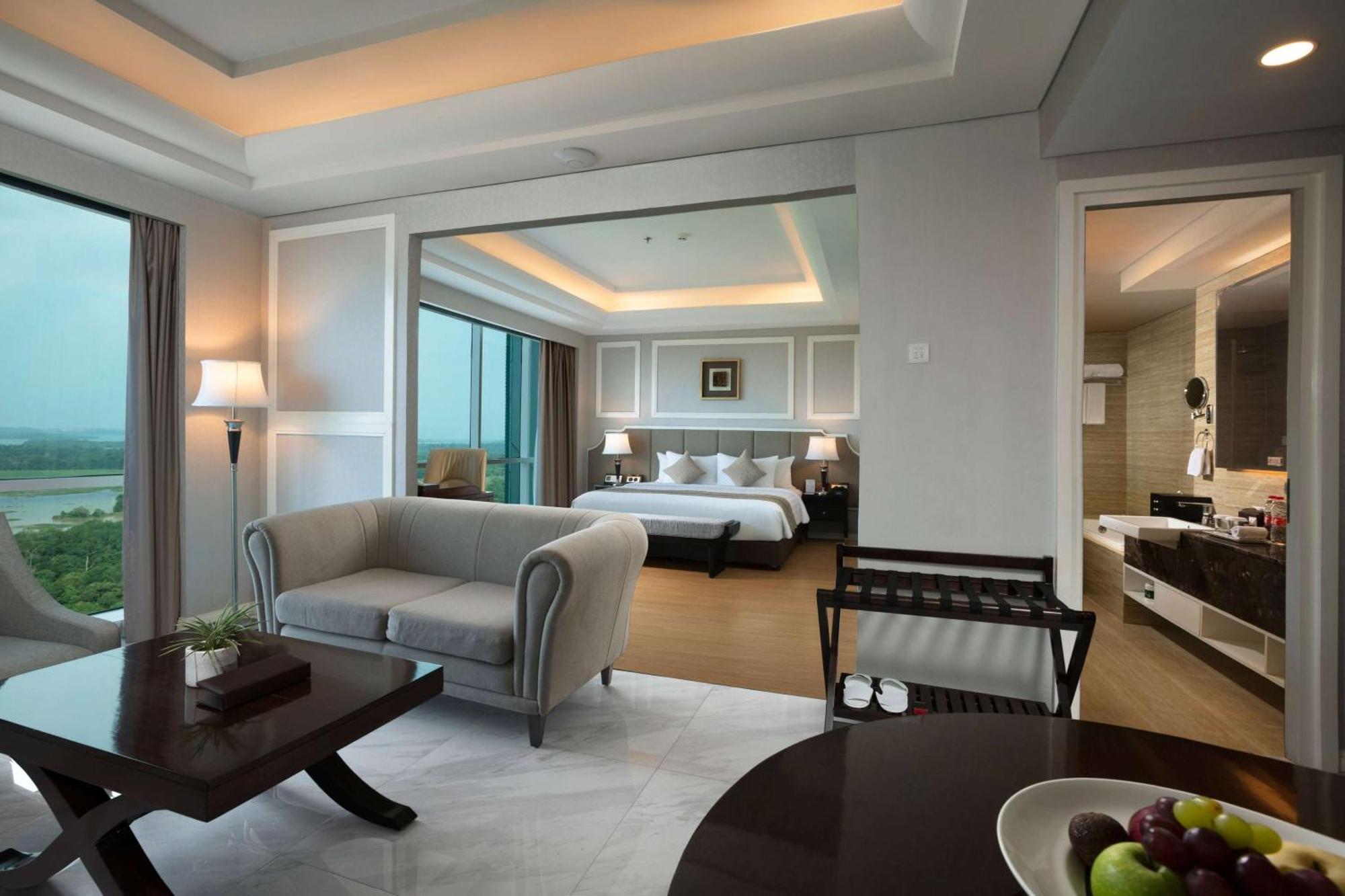 Best Western Premier Panbil Batam Exterior foto